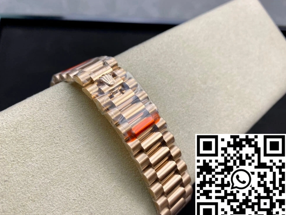 M228235-0005 Gold Rose Date Day EW Factory Rolex 0218